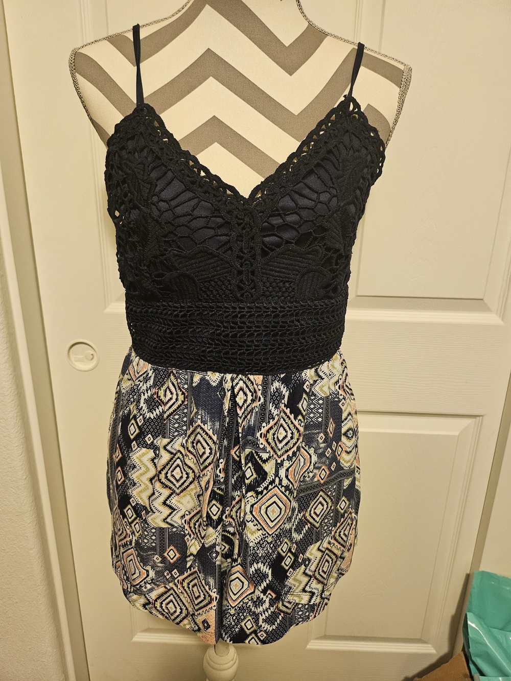 Derek Heart Navy and Cream Mixed Print Top